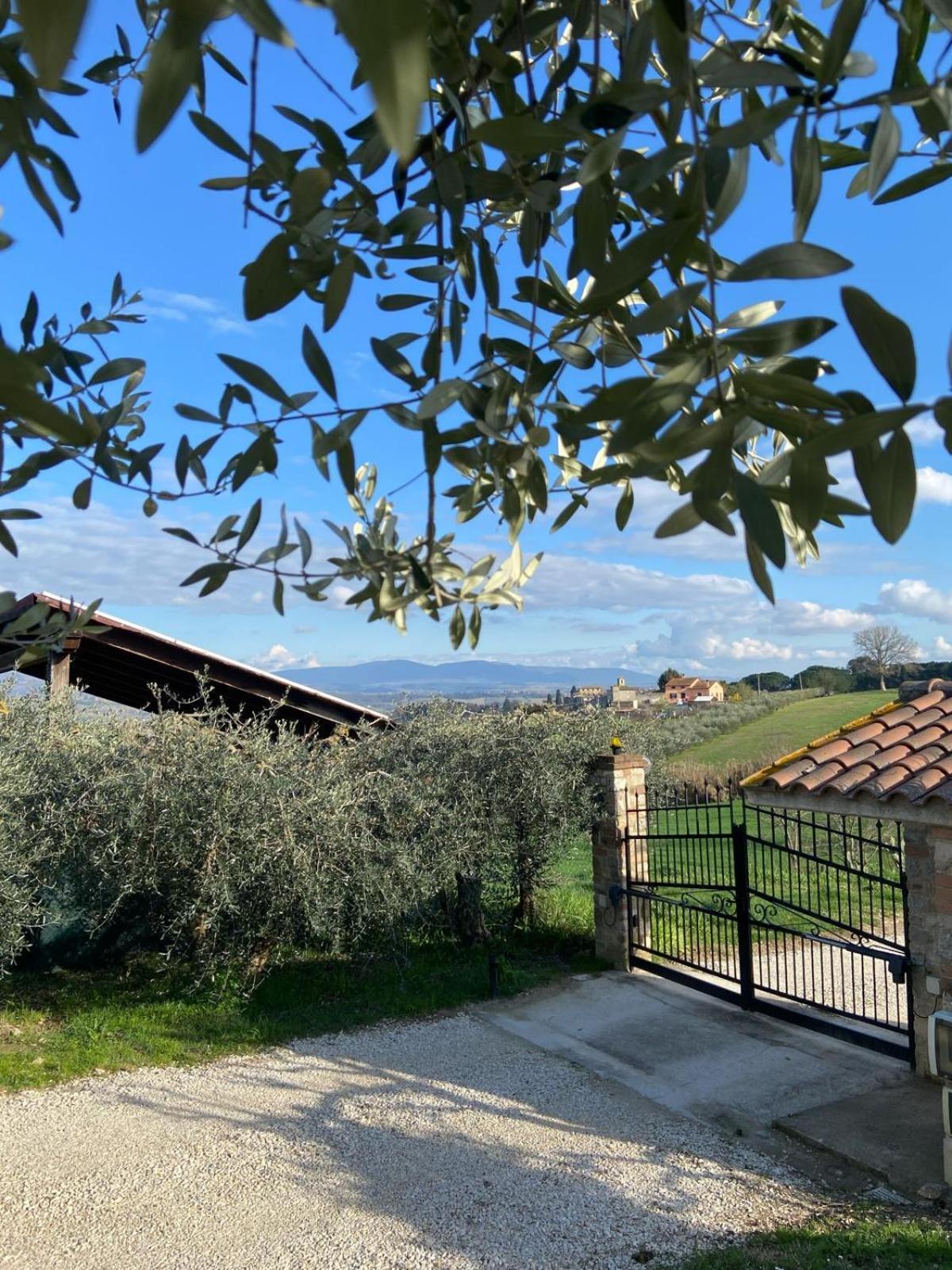 Villa Casa Civico22 Fratta Todina Exterior foto